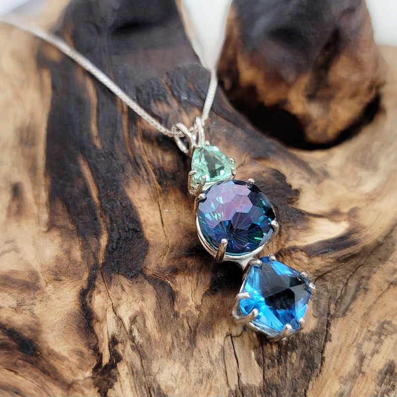 JF Tibetan Green Obsidian + Aqua Aura Super Nova™ + Tibetan Blue Obsidian Mini Magician™: SS Pendant & Chain